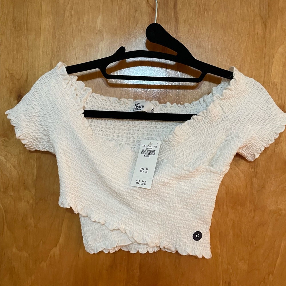NWT Hollister Smocked Wrap Off-The-Shoulder Crop Top White XS - Picture 3 of 7